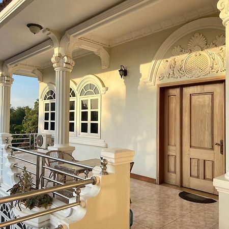 Lotus Blanc Homestay Battambang Exterior foto