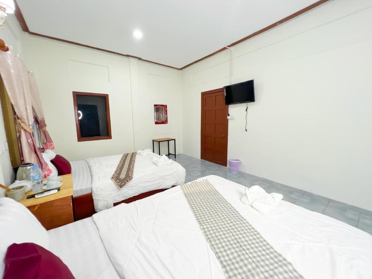 Lotus Blanc Homestay Battambang Exterior foto