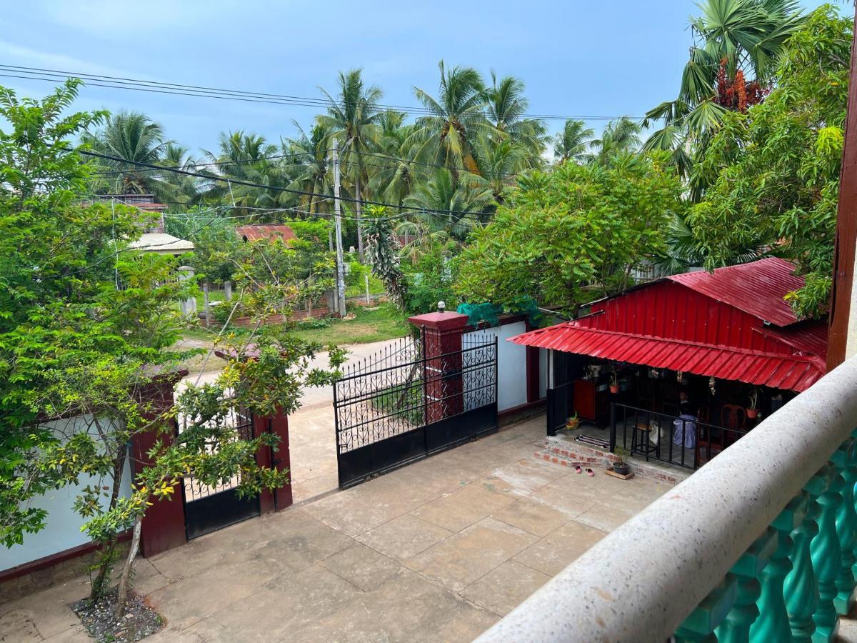 Lotus Blanc Homestay Battambang Exterior foto