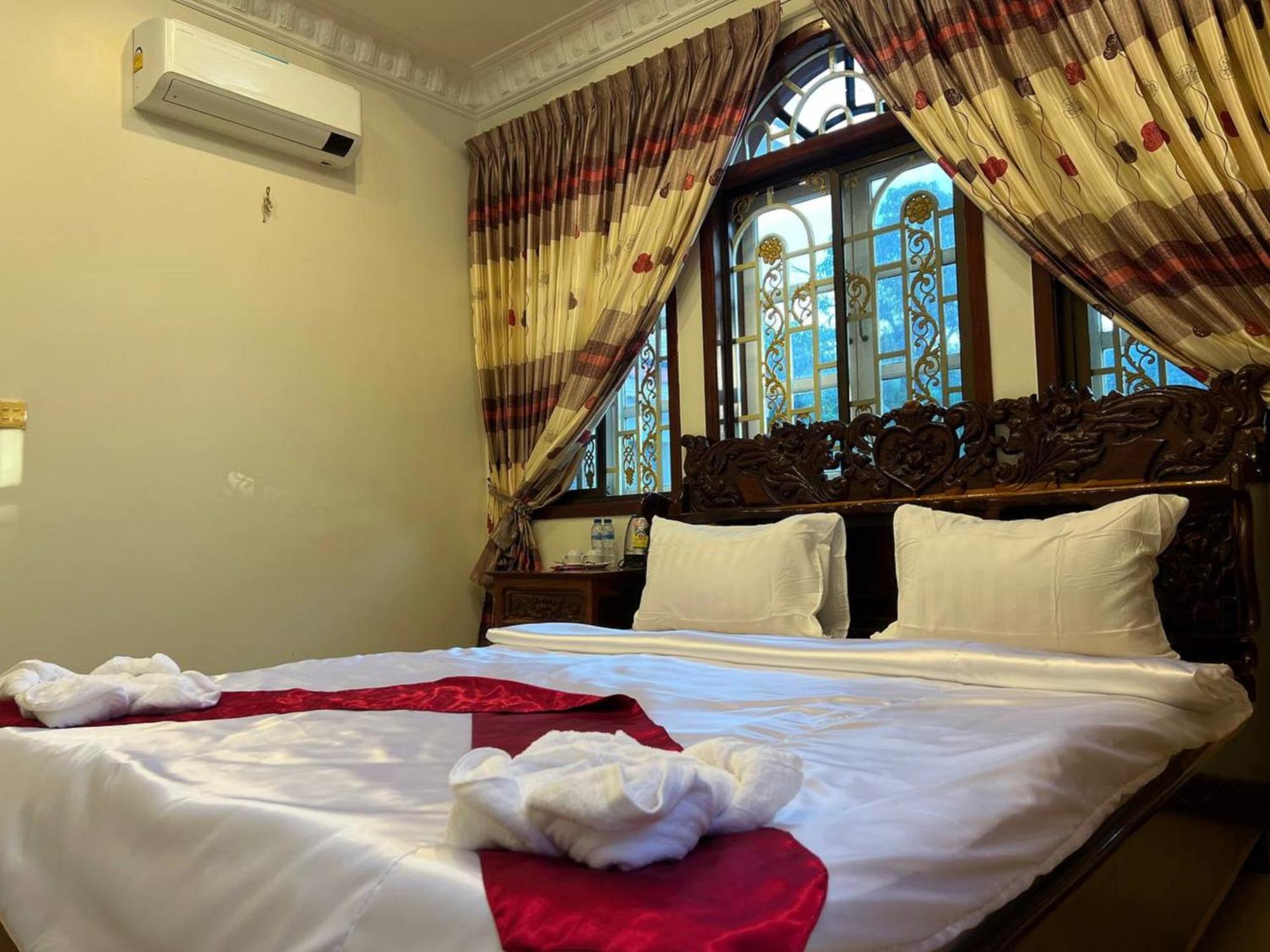 Lotus Blanc Homestay Battambang Exterior foto