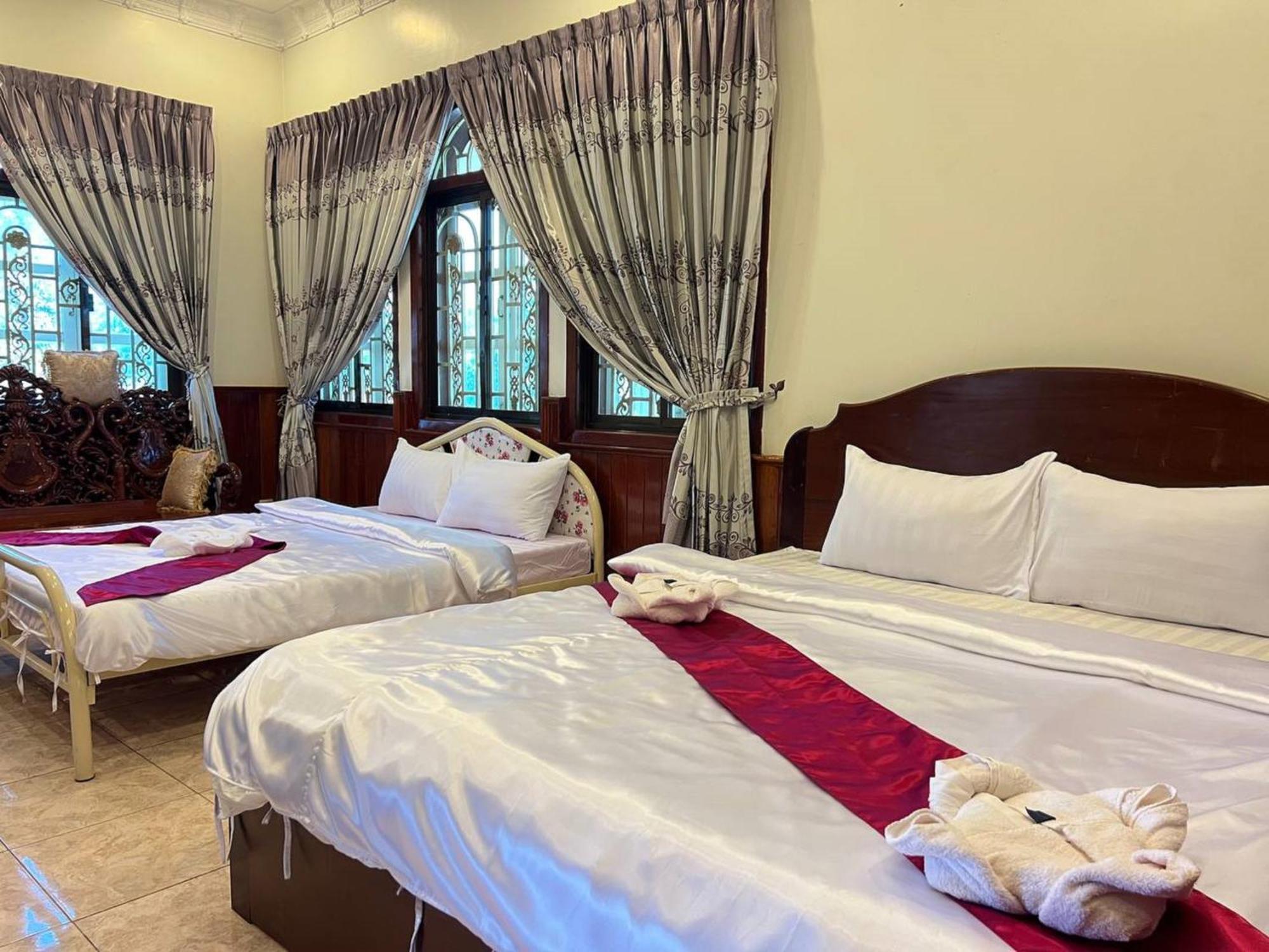 Lotus Blanc Homestay Battambang Exterior foto